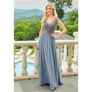 NEW MGNY by Mori Lee Embellished Bodice Cap Sleeve Maxi Dress Gown in Steel Gray